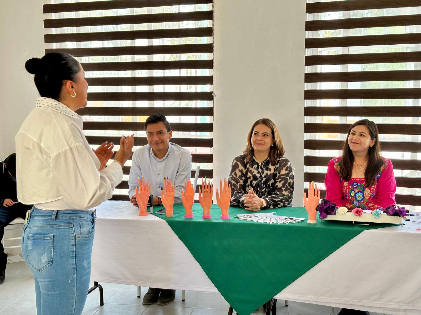 DIF Huamantla e Icatlax capacitan a mujeres para el autoempleo con aval de la SEP